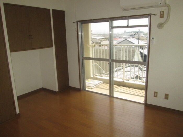 物件内観写真3　(内観写真)