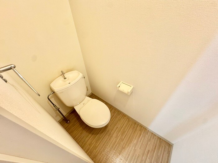 物件内観写真7　(トイレ)