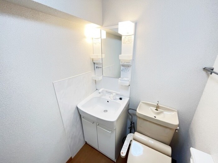 物件内観写真10　(洗面)