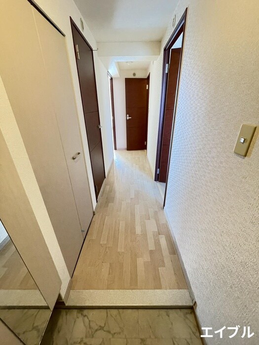 物件内観写真20　(玄関)