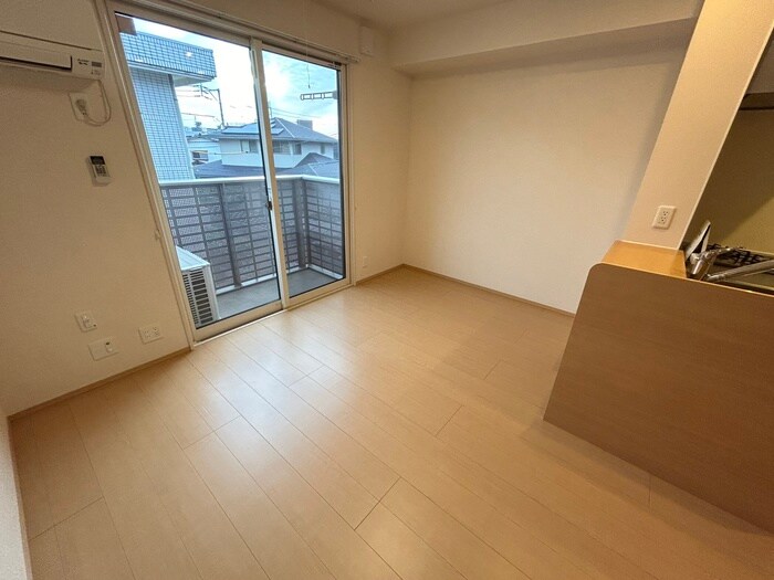 物件内観写真5　(居室)