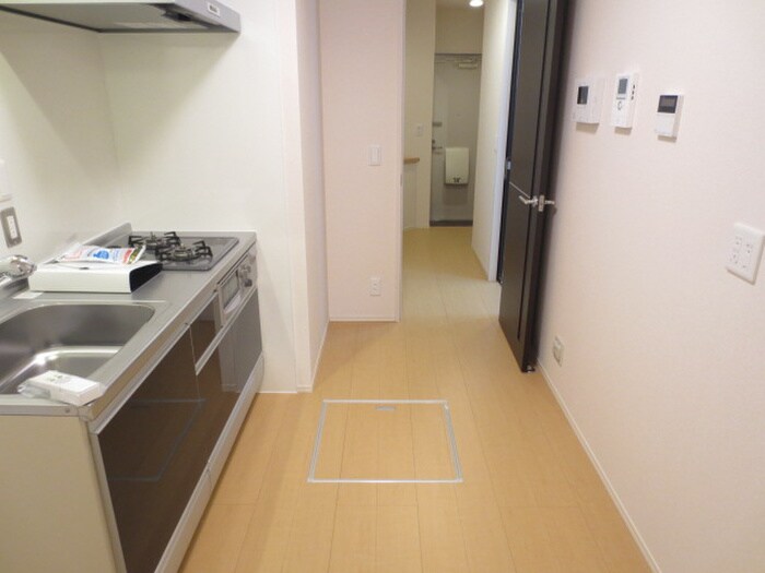 物件内観写真8　(廊下)