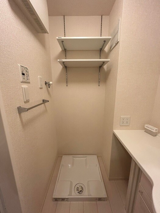 物件内観写真16　(内観写真)