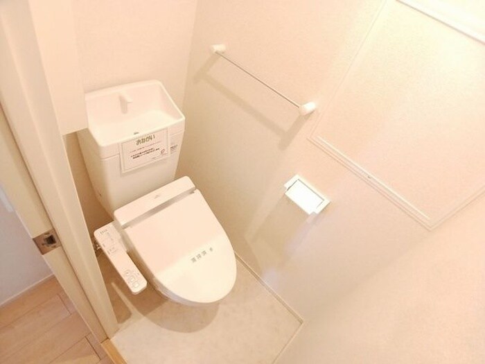 物件内観写真7　(トイレ)