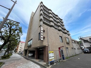 福屋ビル外観写真