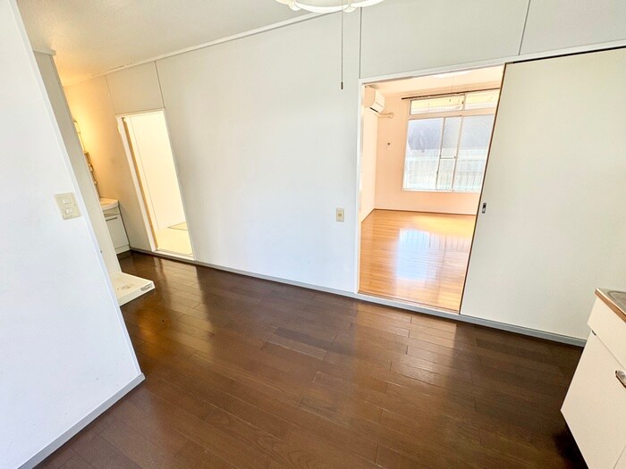 物件内観写真5　(居室)