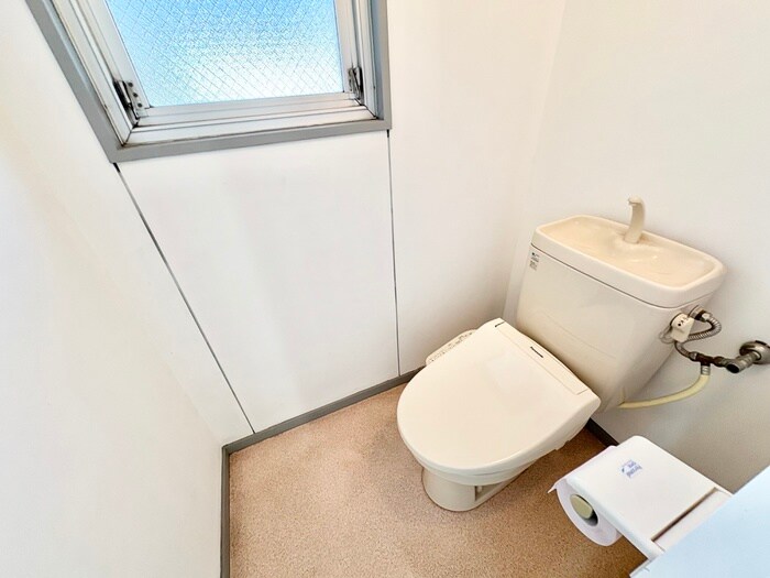 物件内観写真9　(トイレ)