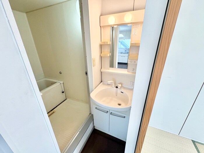 物件内観写真10　(洗面)