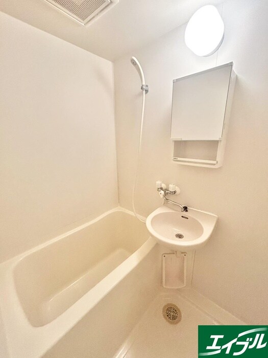 物件内観写真12　(バス／シャワールーム等)