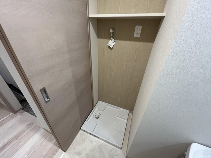 物件内観写真12　(洗濯機置場)