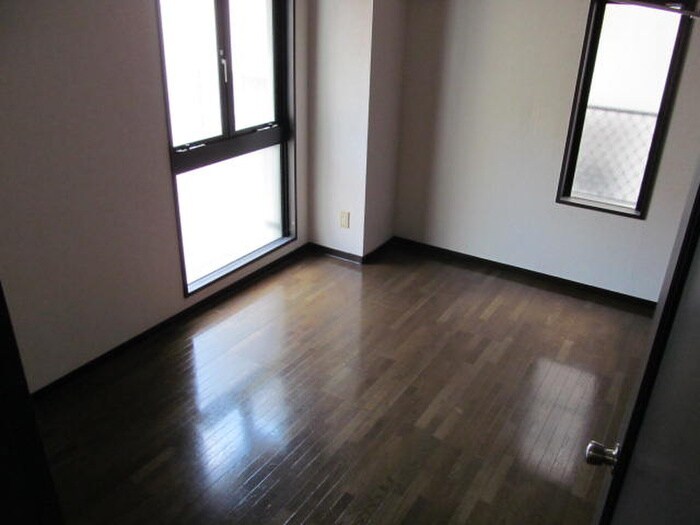 物件内観写真11　(居室)