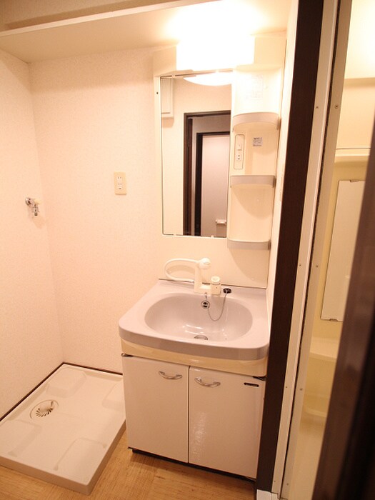 物件内観写真12　(洗面)