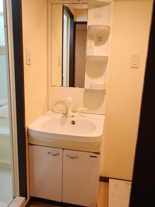 物件内観写真13　(洗面)