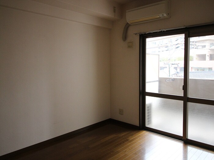 物件内観写真18　(居室)