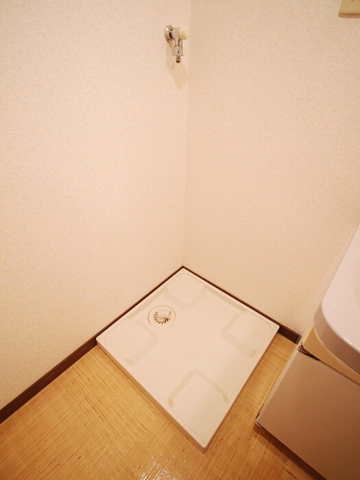 物件内観写真19　(洗濯機置場)