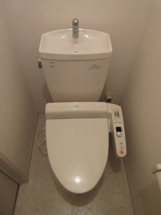 物件内観写真12　(トイレ)