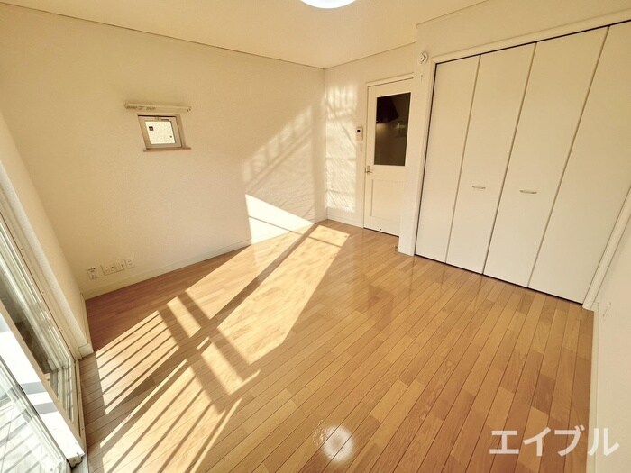 物件内観写真9　(居室)