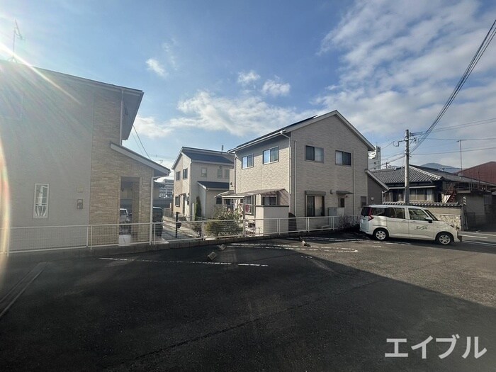 物件内観写真16　(室内からの展望)