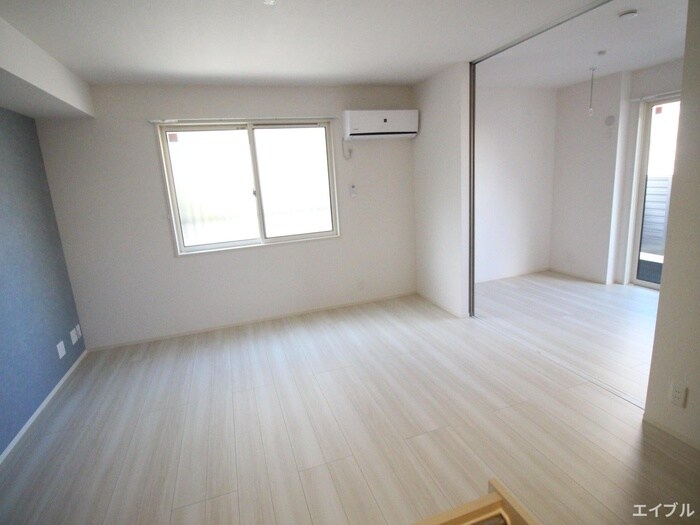 物件内観写真6　(居室)