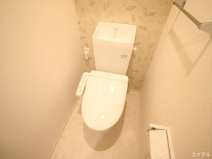 物件内観写真8　(トイレ)