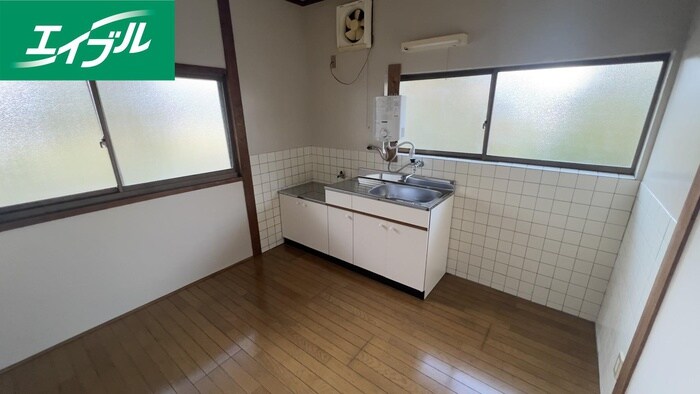 物件内観写真8　(キッチン)