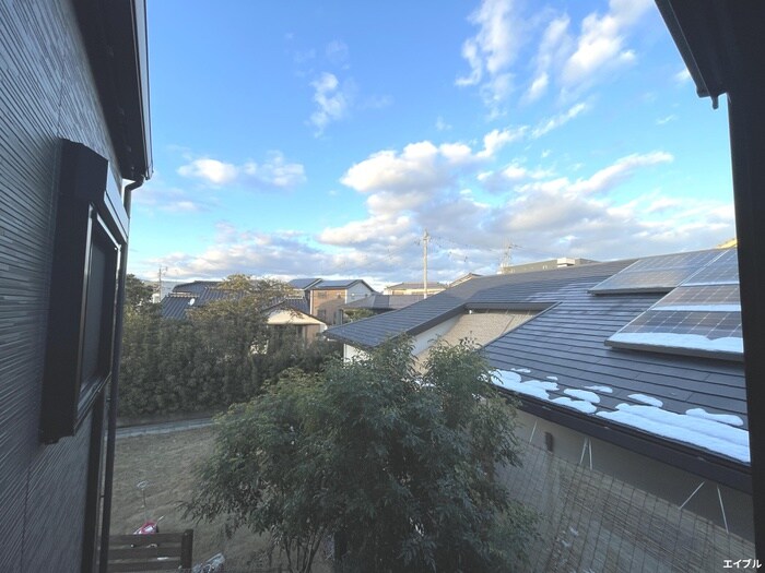 物件内観写真22　(室内からの展望)