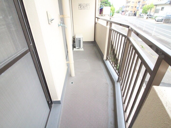 物件内観写真14　(洗濯機置場)