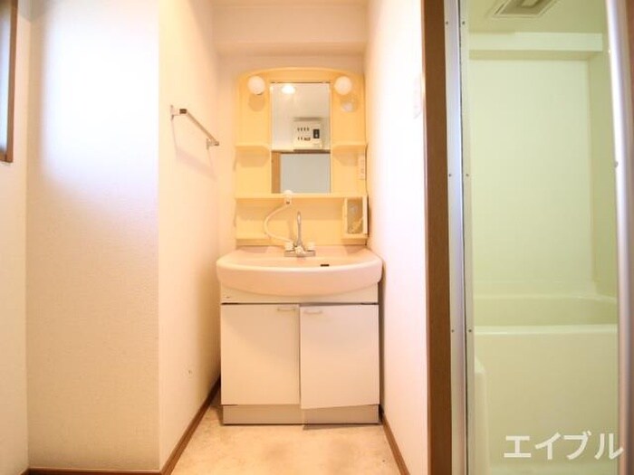 物件内観写真12　(洗面)