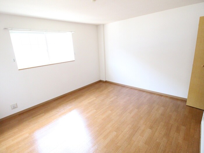 物件内観写真5　(居室)