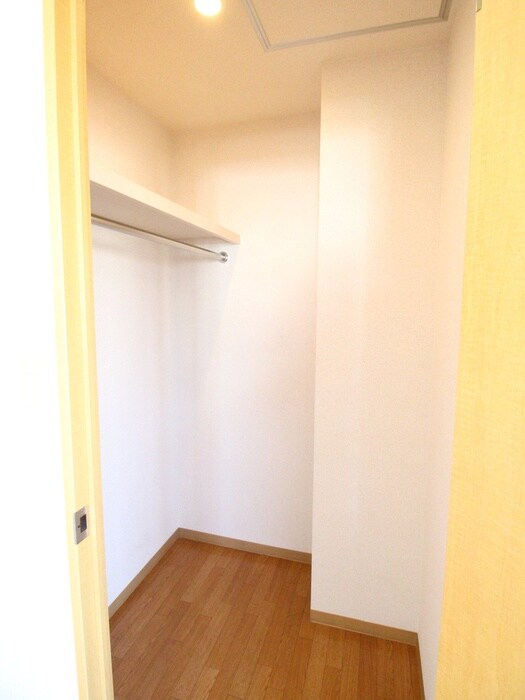 物件内観写真14　(収納)