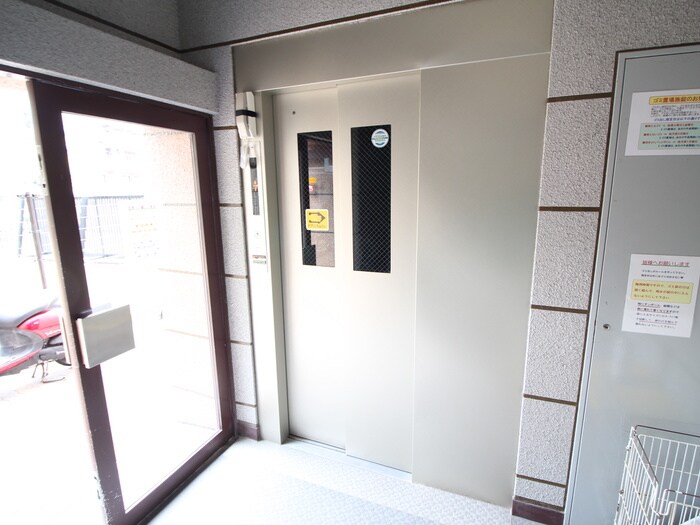 物件外観写真5　(建物設備)