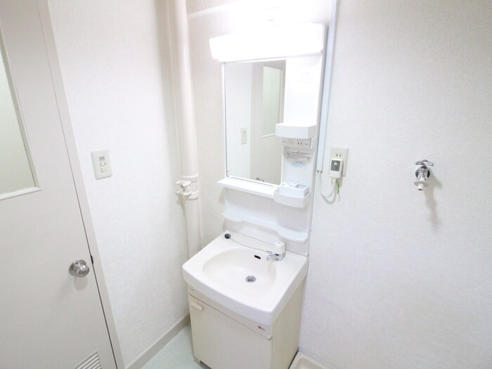 物件内観写真11　(洗面)