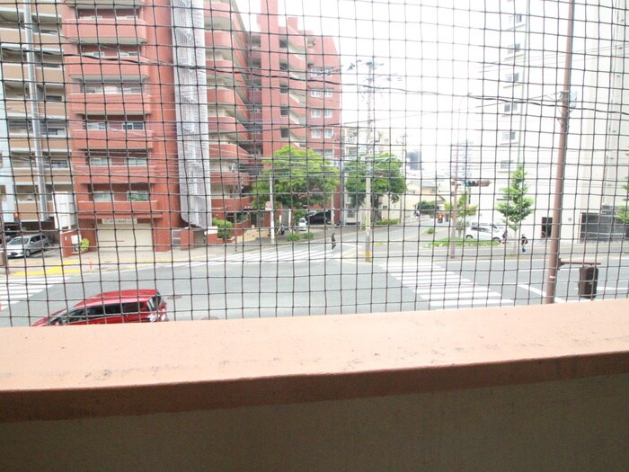 物件内観写真20　(室内からの展望)