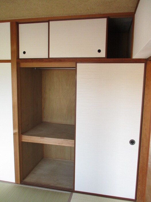 物件内観写真12　(収納)