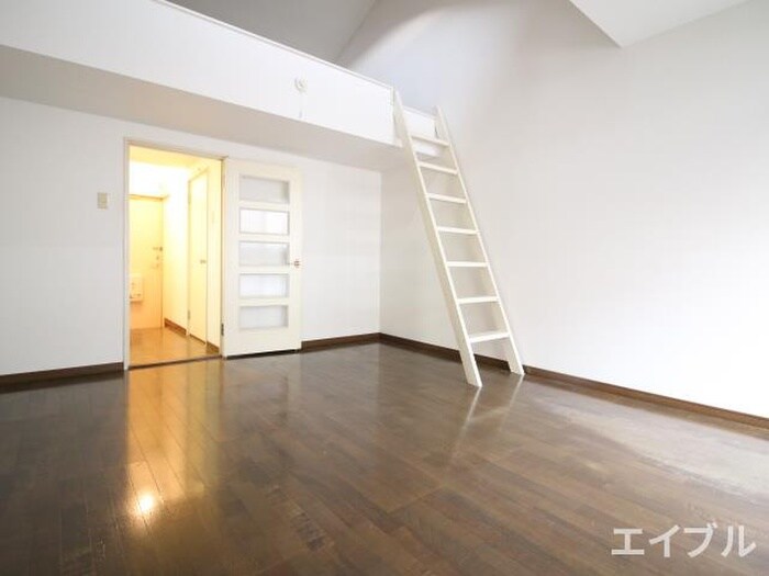 物件内観写真4　(居室)