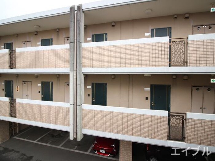 物件内観写真11　(室内からの展望)