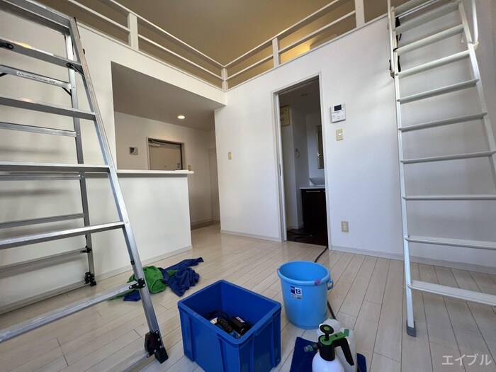 物件内観写真8　(居室)