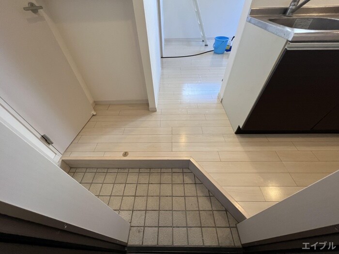 物件内観写真15　(玄関)