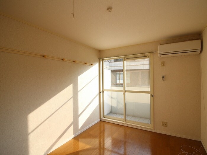 物件内観写真11　(居室)