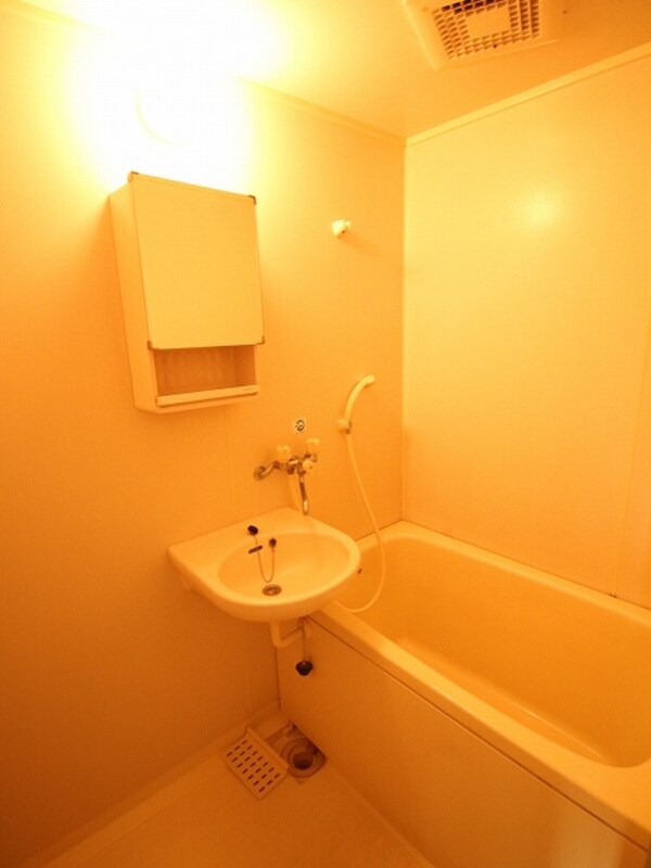 バス／シャワールーム等