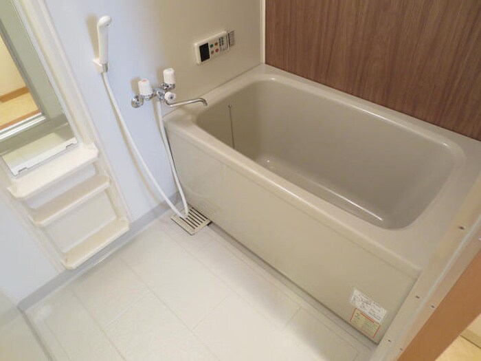 物件内観写真12　(バス／シャワールーム等)