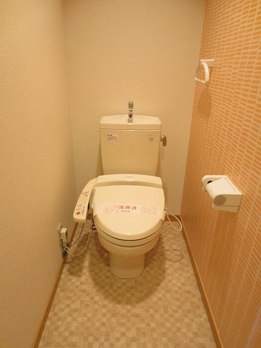 物件内観写真14　(トイレ)