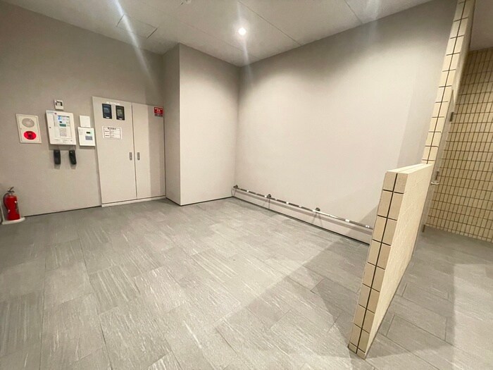 物件外観写真6　(駐輪場)