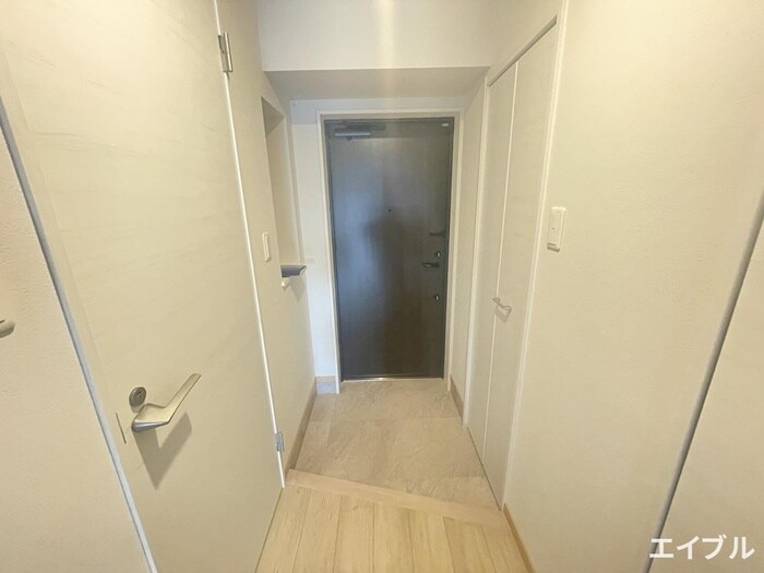 物件内観写真17　(玄関)