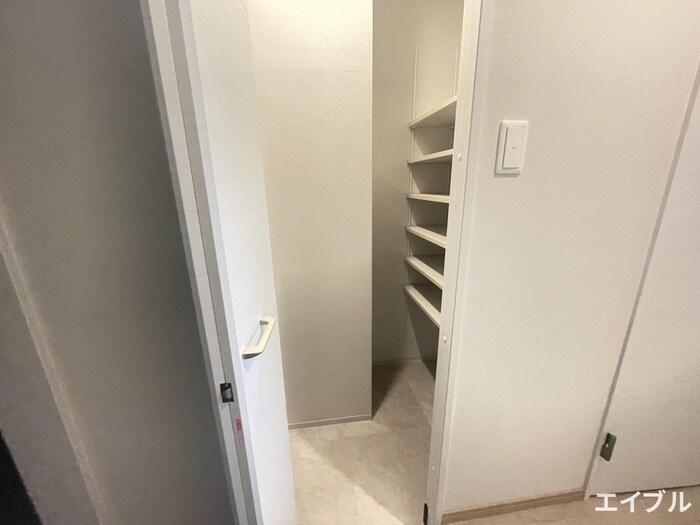 物件内観写真18　(靴箱)