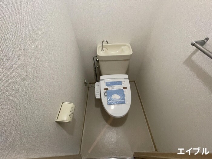 物件内観写真13　(トイレ)