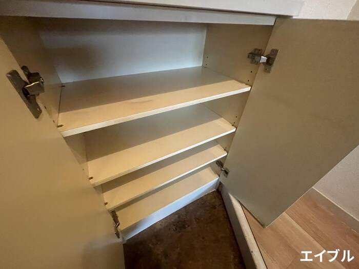 物件内観写真17　(靴箱)