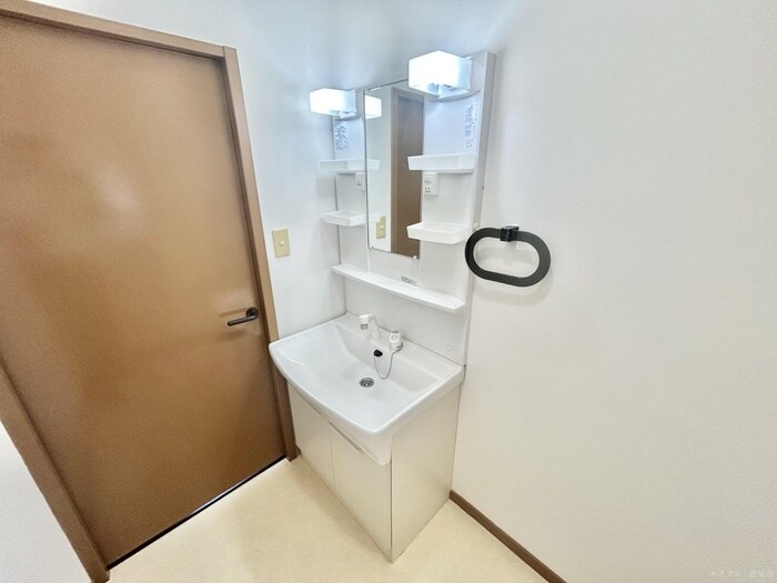 物件内観写真7　(洗面)