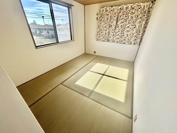 物件内観写真13　(居室)