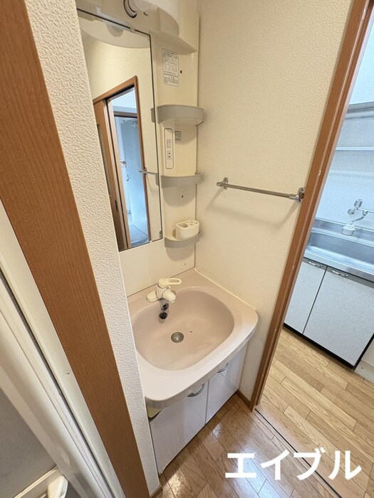 物件内観写真11　(洗面)